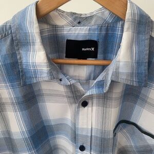Hurley Men’s Blue and White Plaid Short Sleeve Shirt - Size Large